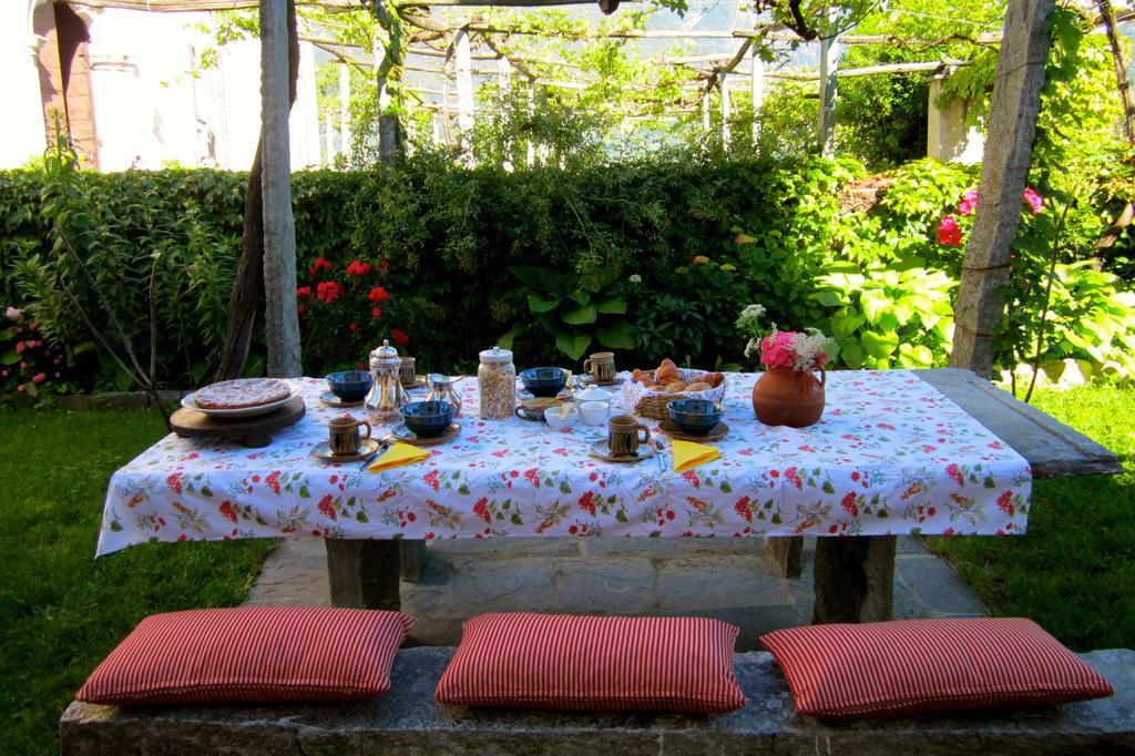 Bed & Breakfast Uvablu Panzió Trontano Kültér fotó